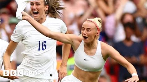 Chloe Kelly: England winger's celebration praised for .